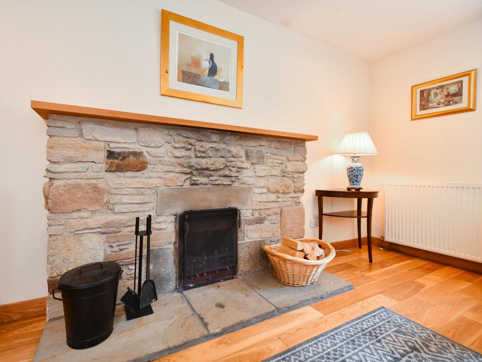 Cloncaird Castle Estate Cottages Maybole Екстериор снимка